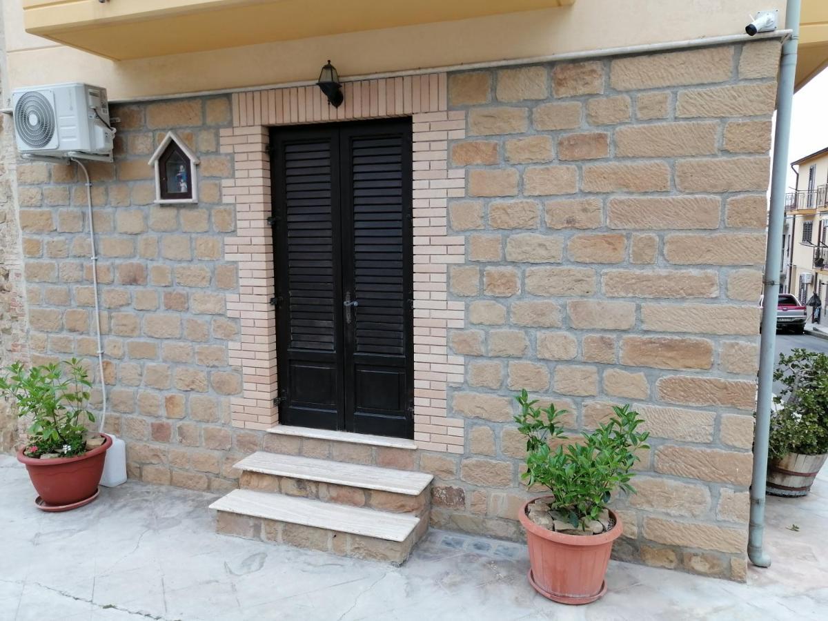 STONE HOUSE e Casa Vacanze Zia Rosina Montemaggiore Belsito Esterno foto